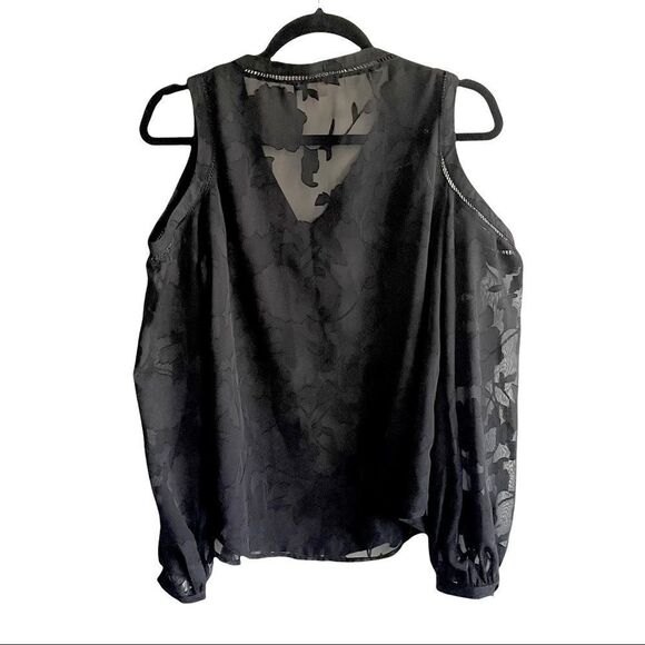 COPY - NANETTE LAPORE V-Neck Cold Shoulder Semi-Sheer Blouse Floral Design Bla… - Picture 7 of 8